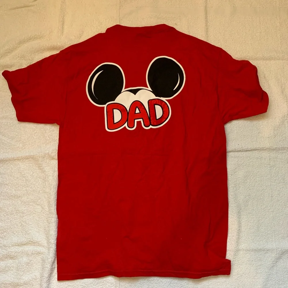 Authentic Disney tshirt - Picture 2 of 2